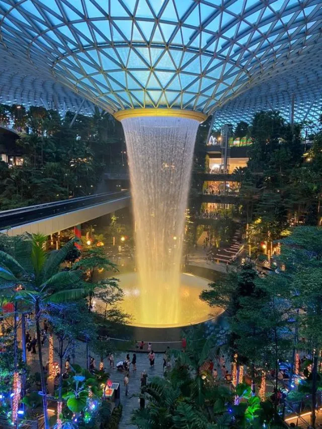 Top 10 places to visit in singapore